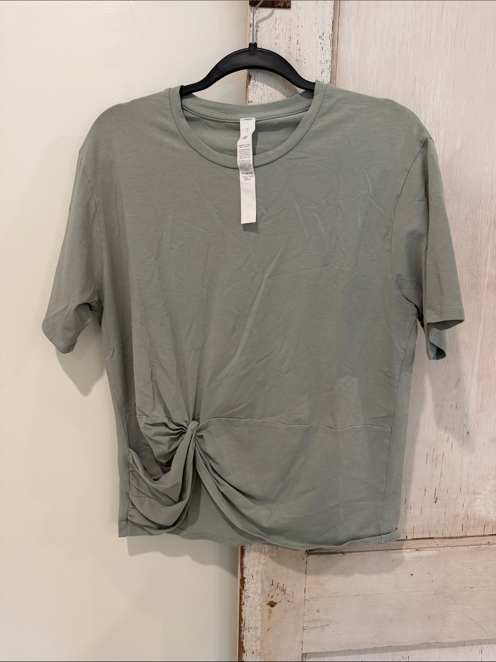lululemon athletica Sage Green Short Sleeve Knot Tee